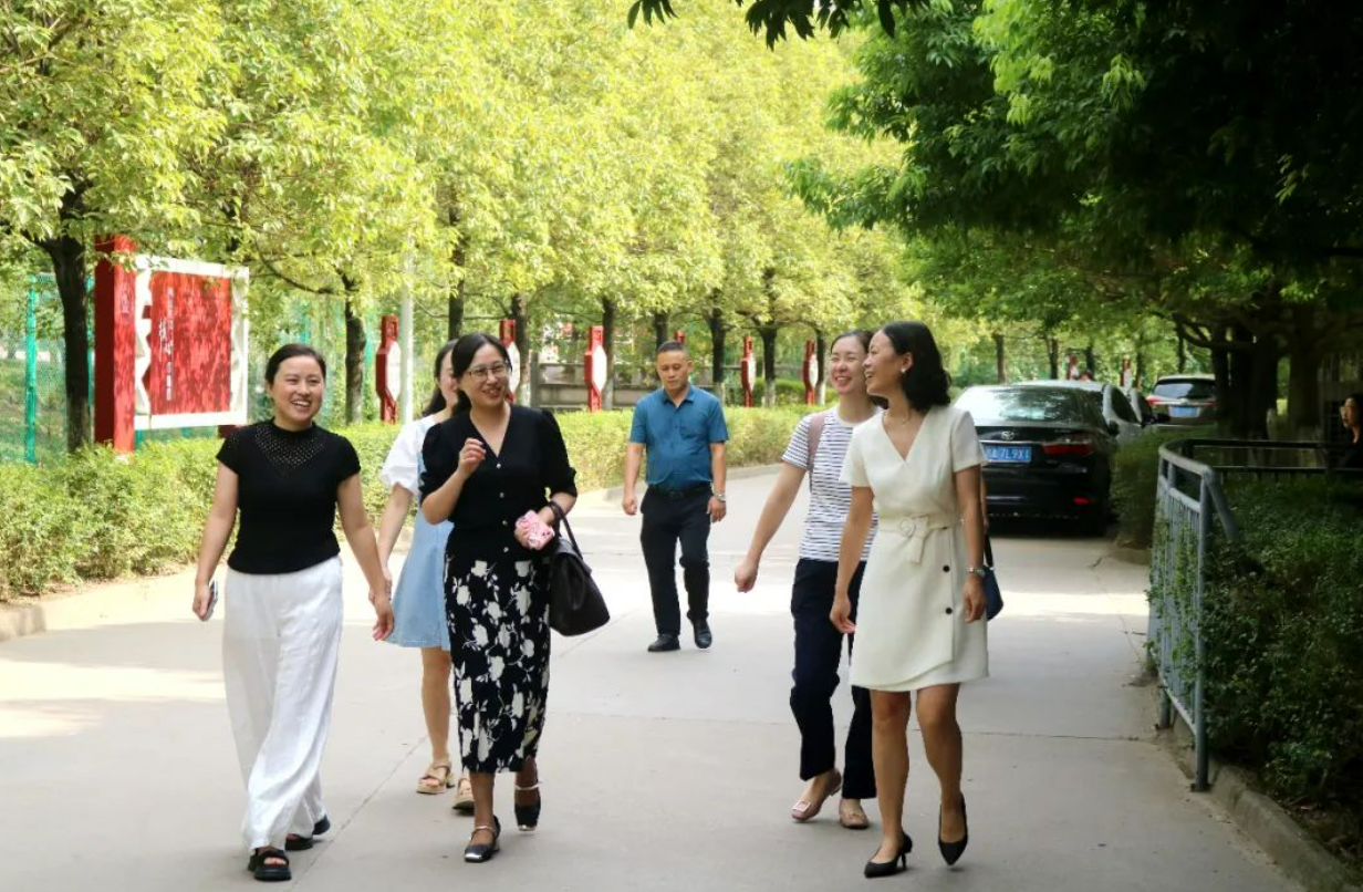 成都职业技术学院到剑阁职中考察交流